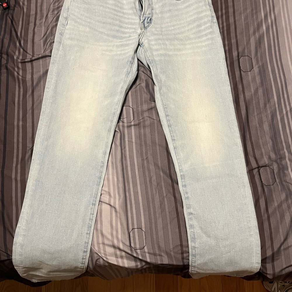 American Eagle Light Blue Jeans